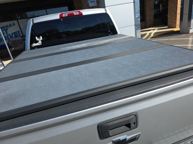 Used 2018 Chevrolet Silverado 1500 LT w/ All Star Edition AWD/4WD image 11