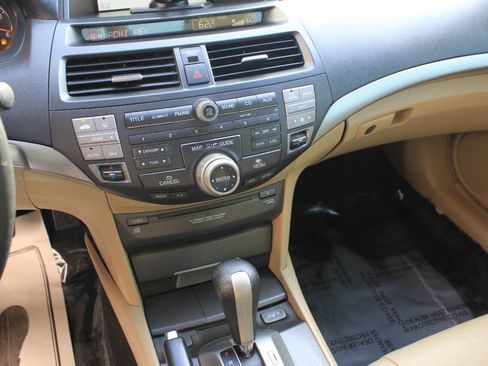 Used 2009 Honda Accord EX-L image 21