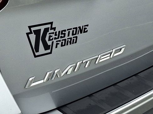 Certified 2024 Ford Explorer Limited image 33