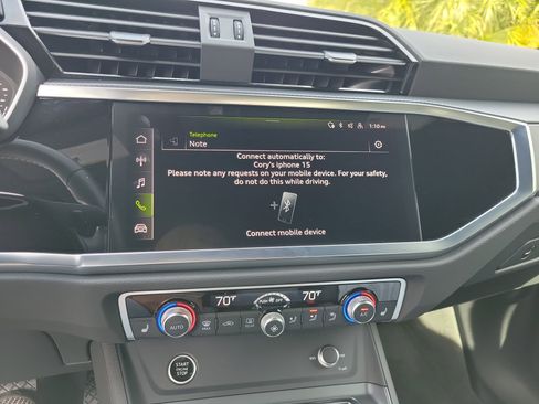 Used 2025 Audi Q3 2.0T Premium w/ Convenience Package image 24