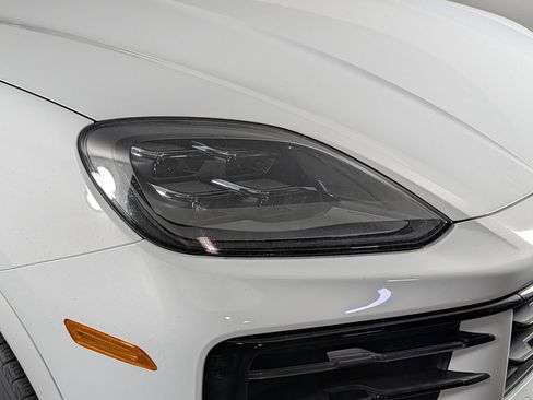 New 2026 Porsche Cayenne S AWD/4WD image 15