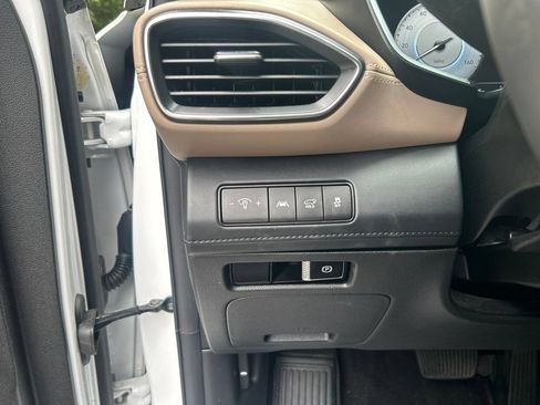 Used 2022 Hyundai Santa Fe SEL w/ Convenience + Premium Package FWD image 24