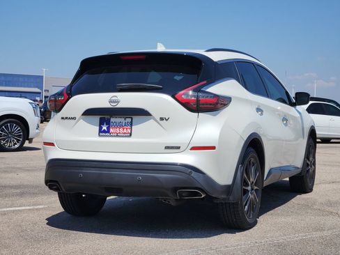 Used 2023 Nissan Murano SV w/ SV Midnight Edition Package FWD image 3
