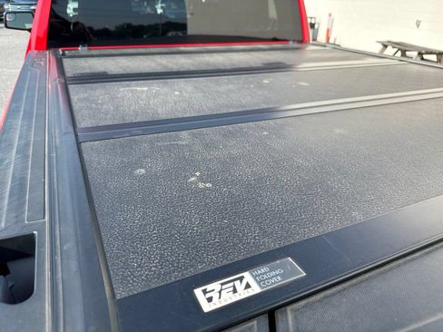 Used 2022 GMC Sierra 1500 SLE AWD/4WD image 14