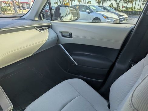 Used 2026 Toyota Corolla Cross L FWD image 17