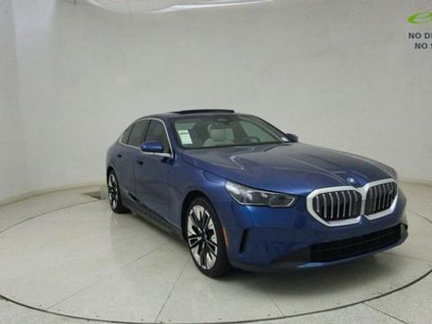 Used 2025 BMW i5 xDrive40 w/ Premium Package AWD/4WD image 64