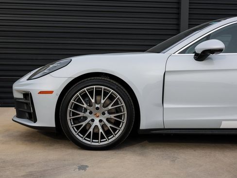 New 2026 Porsche Panamera 4 image 10