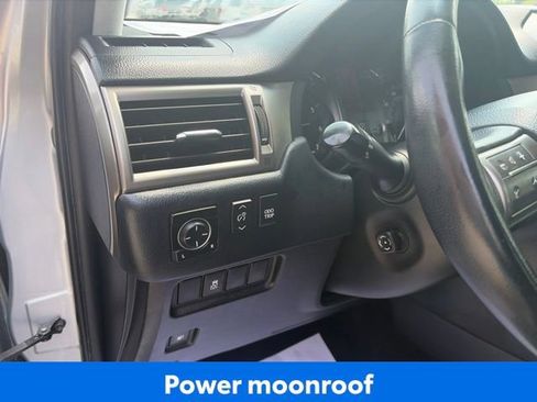 Used 2015 Lexus GX 460 AWD/4WD image 12