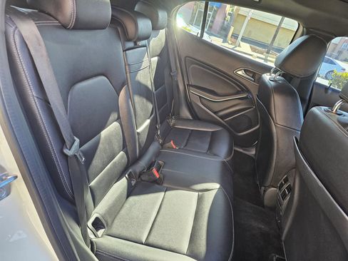 Used 2019 Mercedes-Benz GLA 250 image 22