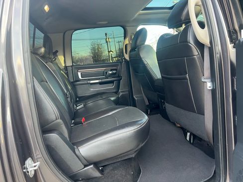 Used 2015 RAM 1500 Laramie w/ Convenience Group image 31