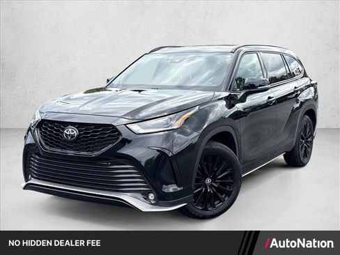 Certified 2024 Toyota Highlander XSE FWD image 1