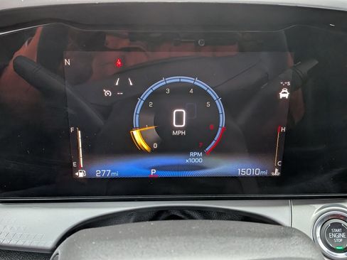 Certified 2025 Chevrolet Trax LT w/ LT Convenience Package image 24