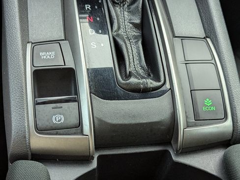 Used 2019 Honda Civic Sport image 22