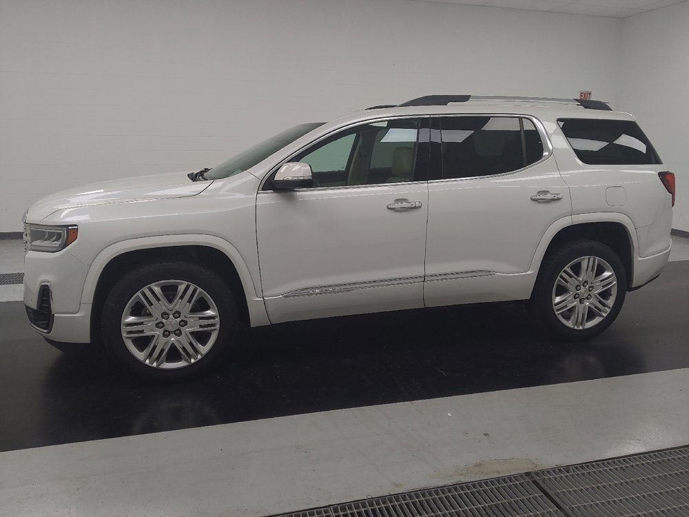 Used 2020 GMC Acadia Denali w/ Technology Package FWD image 2