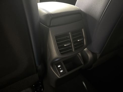 Certified 2025 Kia Seltos S image 28