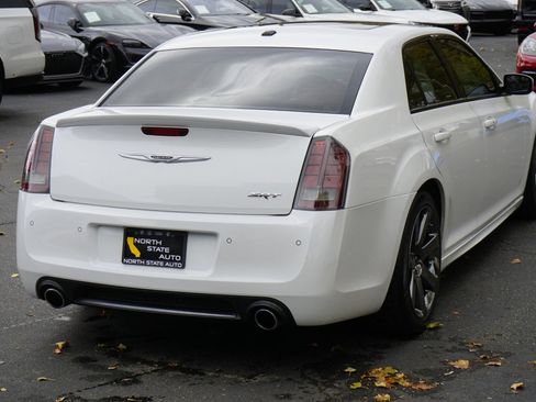 Used 2014 Chrysler 300 SRT8 w/ Leather Interior Group image 8