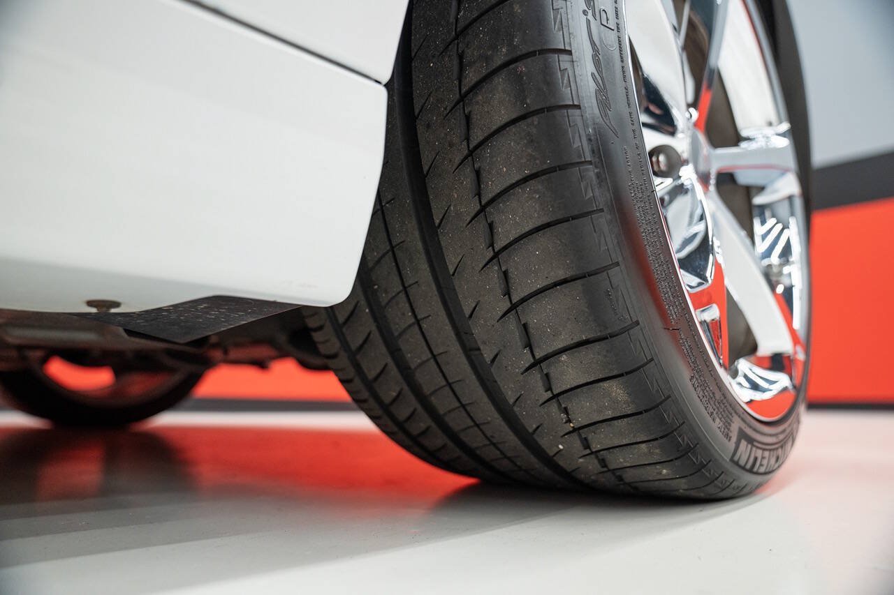 Used 2013 Chevrolet Corvette Grand Sport w/ 4LT Preferred Equipment Group RWD image 37