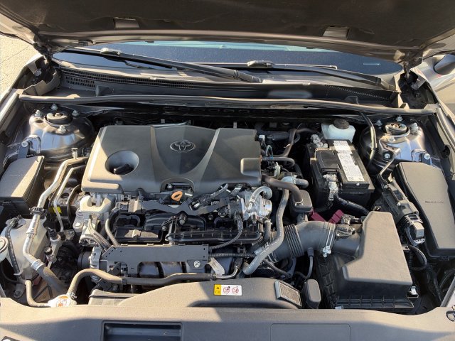 Used 2022 Toyota Camry XSE w/ Navigation Package FWD image 28