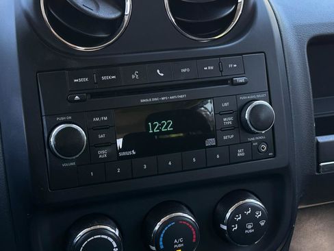 Used 2015 Jeep Patriot Sport w/ Power Value Group FWD image 14