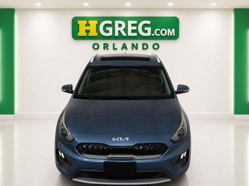 Used 2022 Kia Niro EX Premium FWD image 7