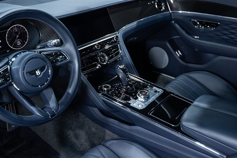 Used 2022 Bentley Flying Spur W12 AWD/4WD image 55