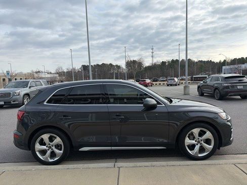 Used 2021 Audi Q5 Premium Plus w/ Premium Plus Package image 6