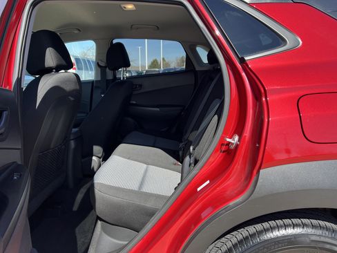 Used 2021 Hyundai Kona SEL w/ Cargo Package image 9