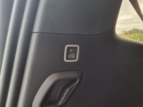 Used 2024 Jeep Grand Wagoneer Series III w/ Rear Seat Video Group 1 image 35