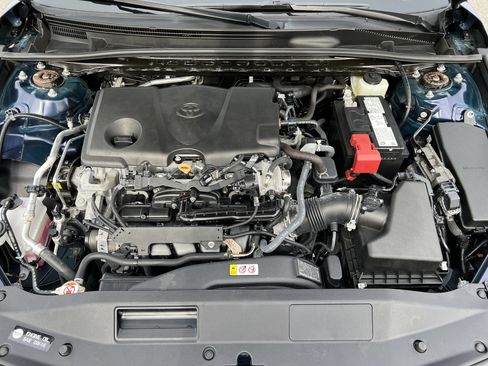 Certified 2022 Toyota Camry LE image 23