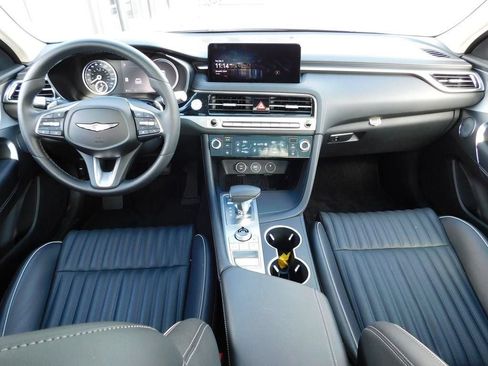 Used 2026 Genesis G70 2.5T Prestige RWD image 17