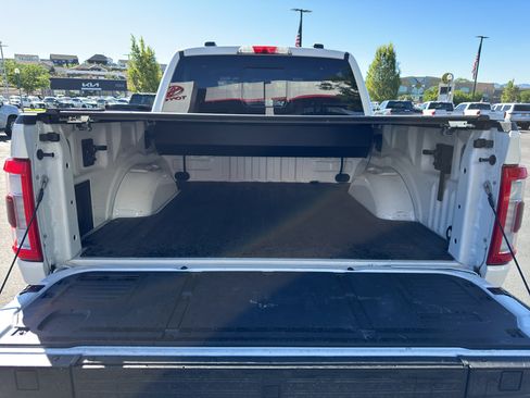 Used 2023 Ford F150 Lariat AWD/4WD image 7