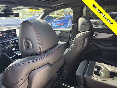 Certified 2025 Acura MDX A-Spec w/ Advance Package AWD/4WD image 11