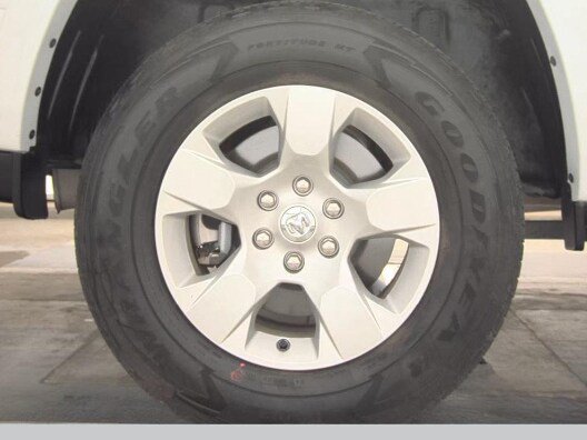 Used 2025 RAM 1500 Big Horn AWD/4WD image 11