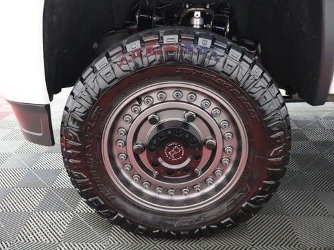 Used 2018 GMC Sierra 2500 Denali w/ Duramax Plus Package AWD/4WD image 73