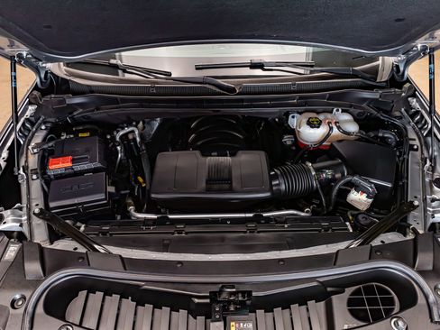 Used 2024 Chevrolet Tahoe High Country w/ Advanced Technology Package AWD/4WD image 32