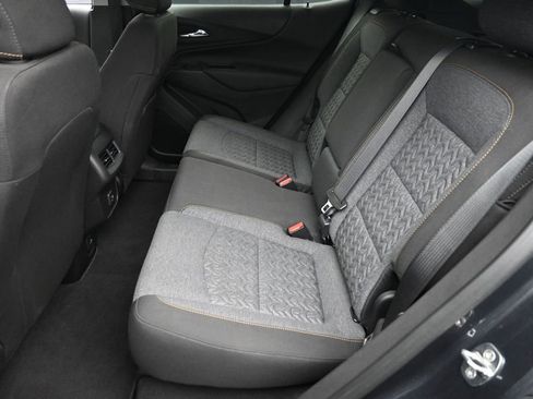 Used 2023 Chevrolet Equinox LT FWD image 11