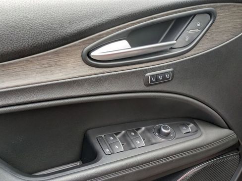 Used 2022 Alfa Romeo Stelvio Ti image 10