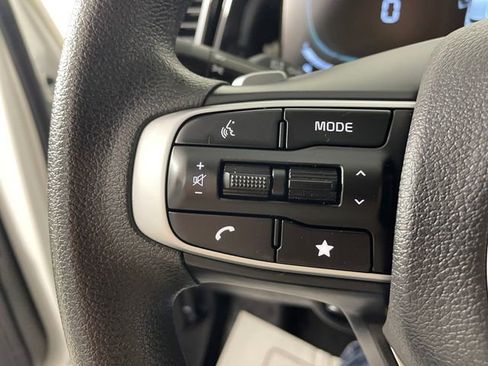 Used 2023 Kia Sportage LX AWD/4WD image 13