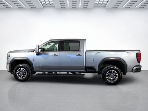 Used 2025 GMC Sierra 3500 SLT AWD/4WD image 6