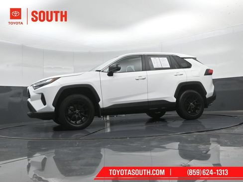 Used 2023 Toyota RAV4 LE FWD image 40