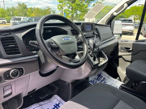 Used 2024 Ford Transit 250 Low Roof w/ Exterior Upgrade Package RWD image 18