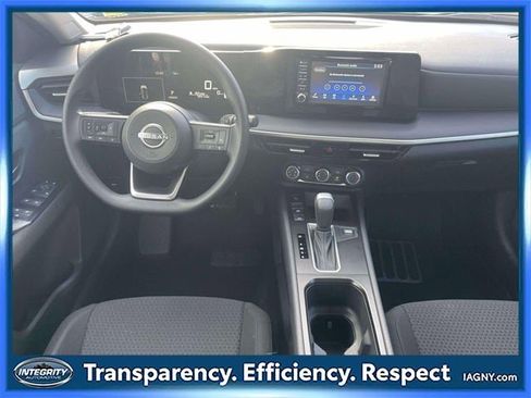 Certified 2025 Nissan Kicks S image 13