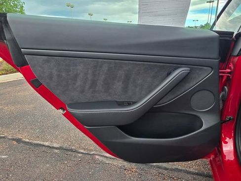 Used 2023 Tesla Model 3 Standard Range image 17