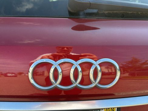 Used 2021 Audi SQ7 Premium Plus w/ Executive Package AWD/4WD image 14