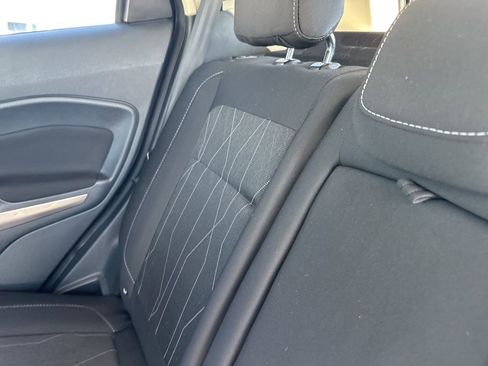 Used 2019 Ford EcoSport SE image 27