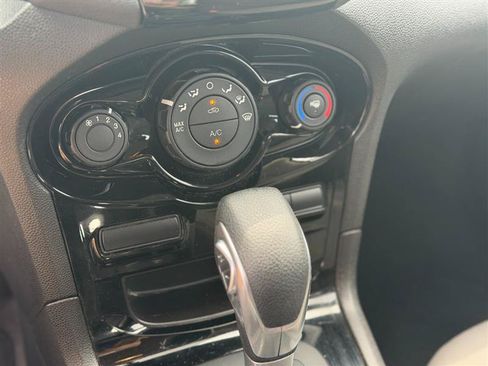 Used 2019 Ford Fiesta SE w/ Equipment Group 201A FWD image 35