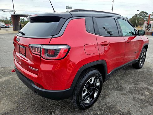 Used 2018 Jeep Compass Trailhawk w/ Cold Weather Group image 6