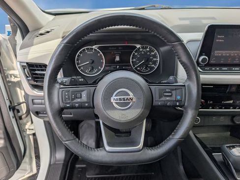Used 2021 Nissan Rogue SV w/ Premium Package FWD image 20