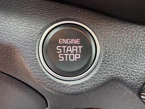 Used 2019 Kia Forte EX image 12