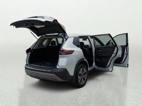 Used 2022 Nissan Rogue SV FWD image 15